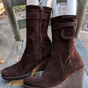 Charles David Brown Suede Zip Up Wedge Boots 6.5M